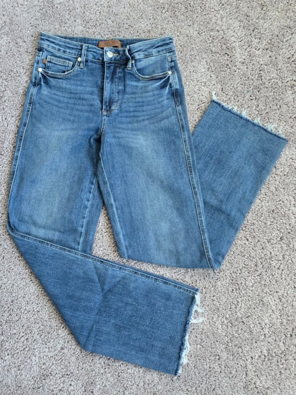Judy Blue Lexi Tummy Control Vintage Straight Leg Jeans 7/28 Medium Wash Raw Hem